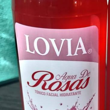 Agua de Rosas, Lovia